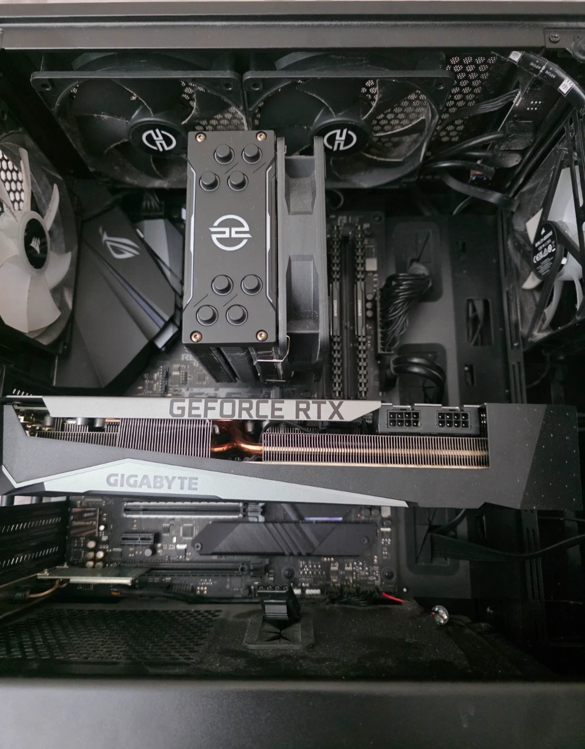 RTX 3070 Ti gaming PC build by Velocitry